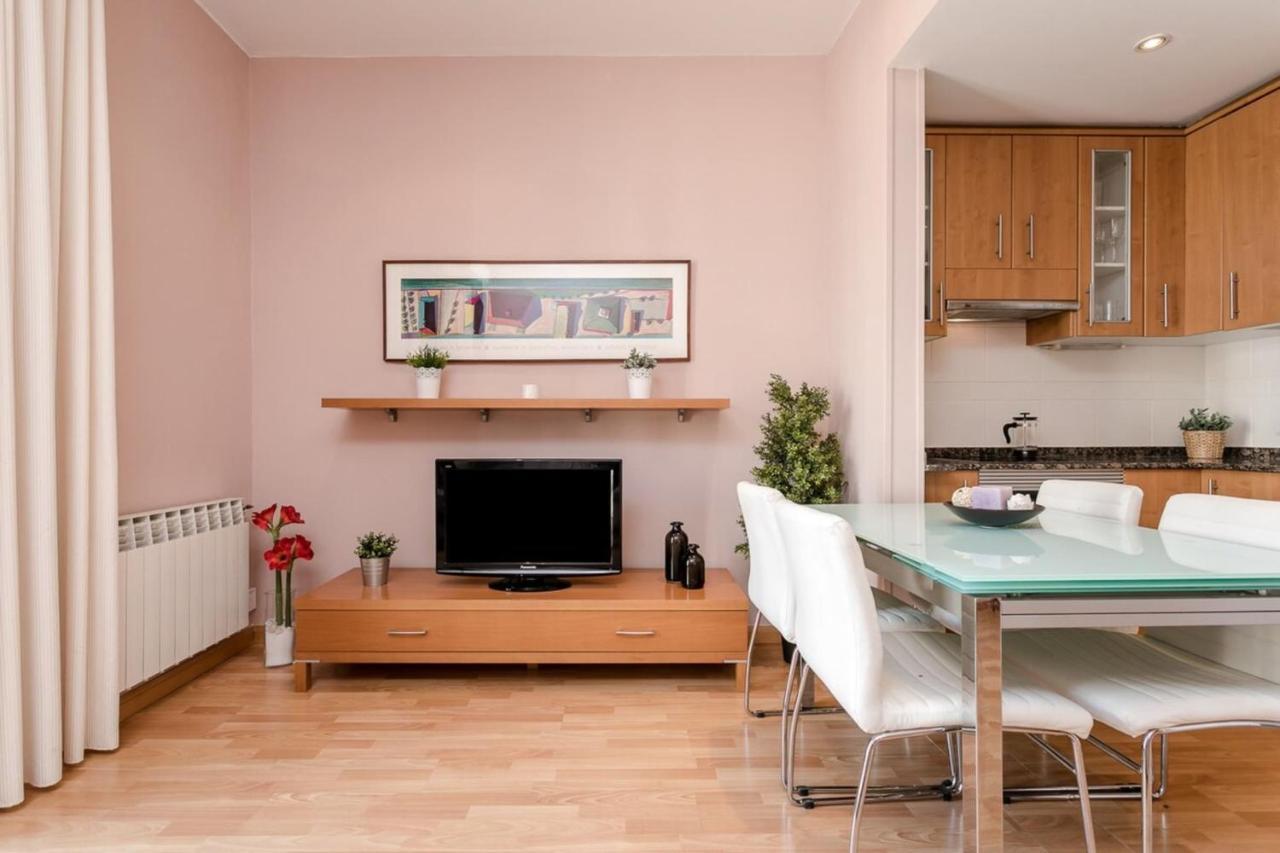 Fantastic 2 Bedroom 5 Minutes By Car From Plaza Catalunya Барселона Екстер'єр фото